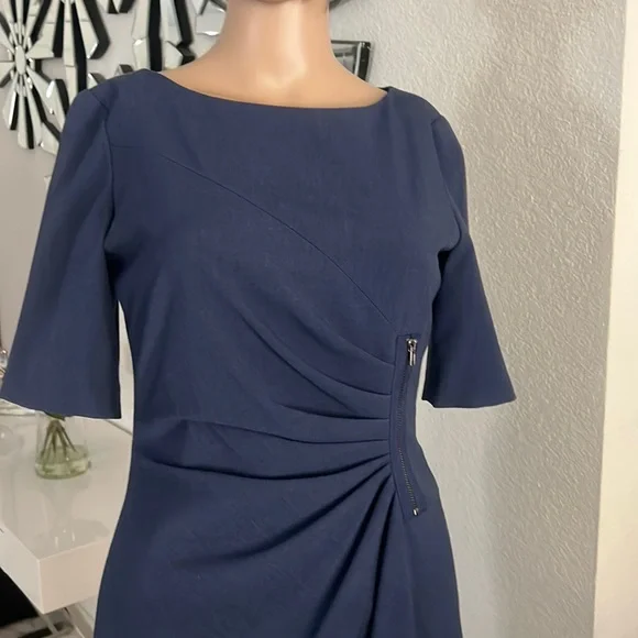 (TAHARI) ladies stretch dress size 2 never worn - Picture 1 of 11